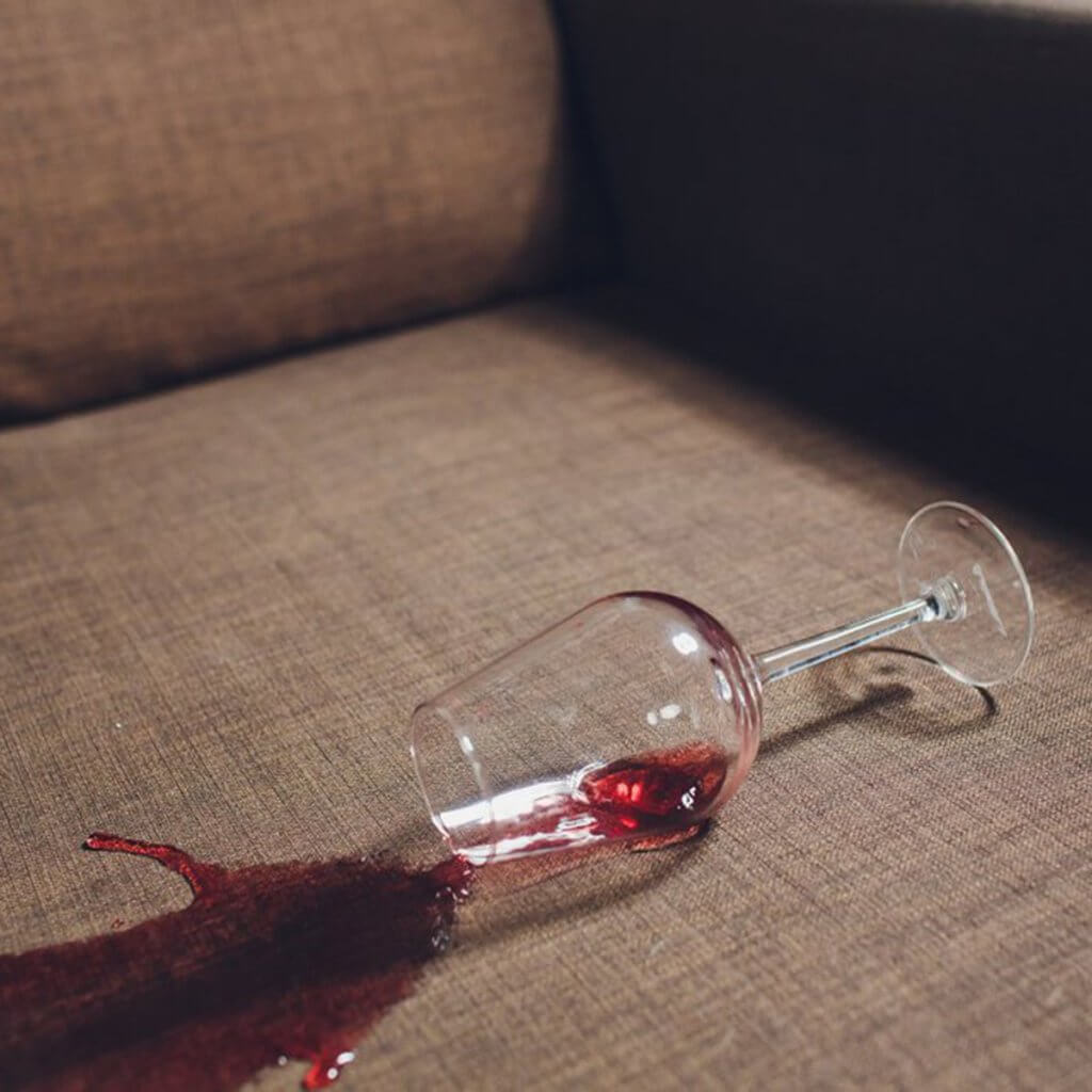 remove red wine stain from couch